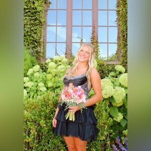 Black Strapless sherri hill homecoming Dress